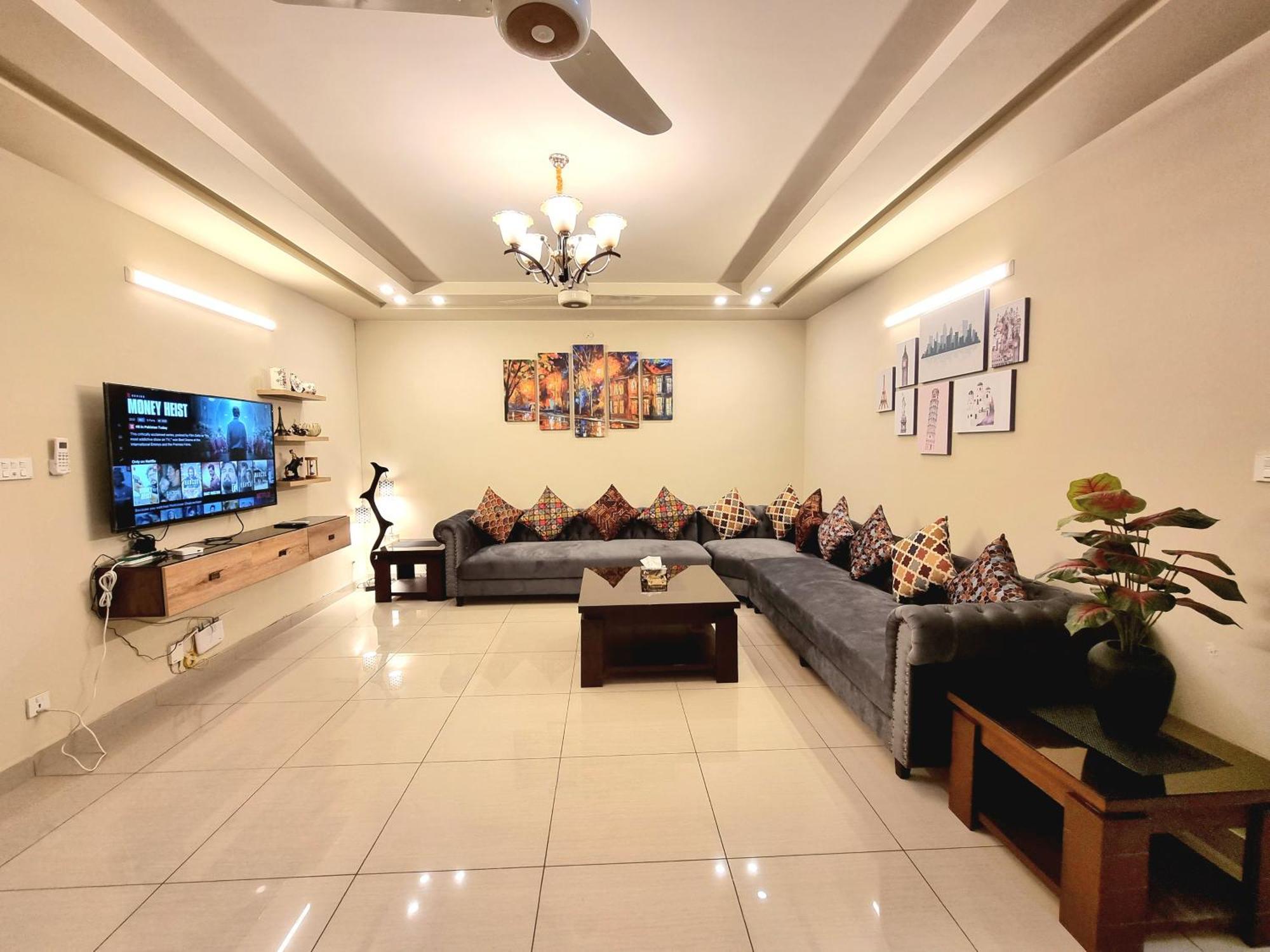 Executive 3 Bedrooms Apartment In Bahria Town Rawalpindi Luaran gambar