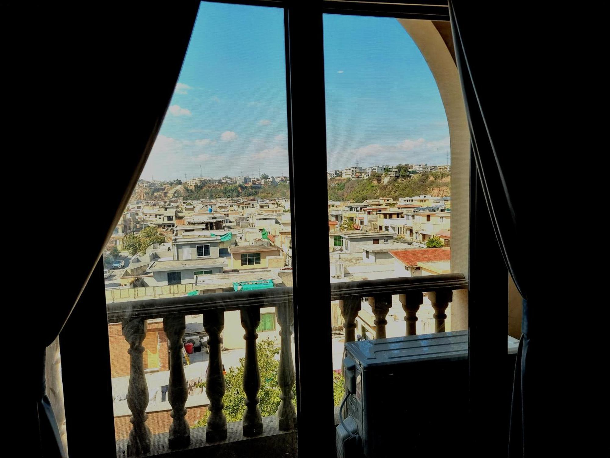 Executive 3 Bedrooms Apartment In Bahria Town Rawalpindi Luaran gambar